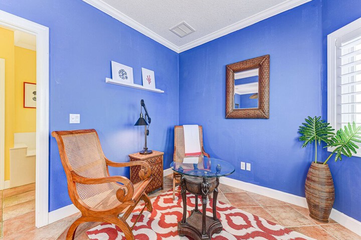 Room 10 of 50