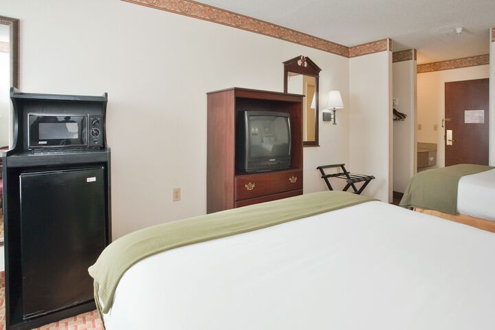Room 1 of 20