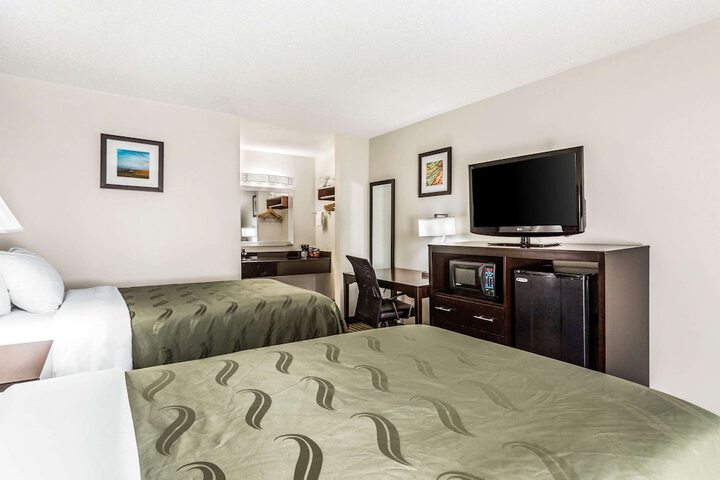 Room 16 of 27