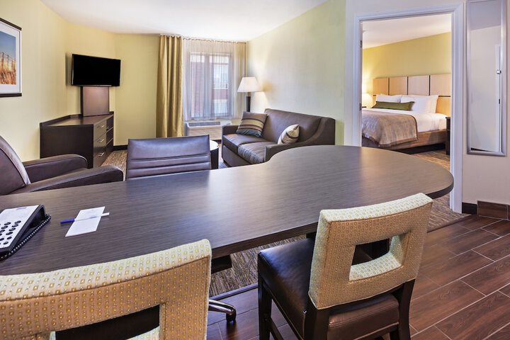 Room 38 of 43