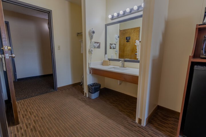 Room 23 of 45