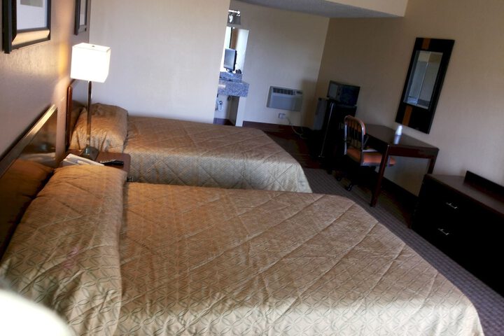 Room 20 of 38
