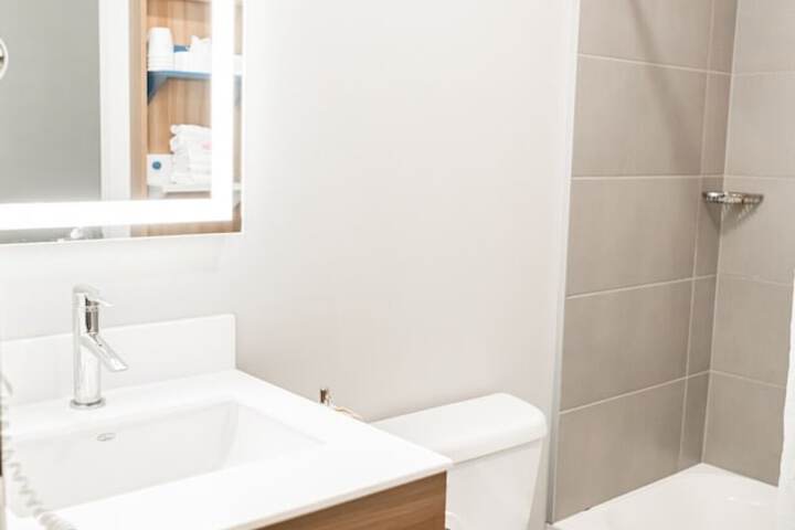 Microtel Inn & Suites by Wyndham Milford