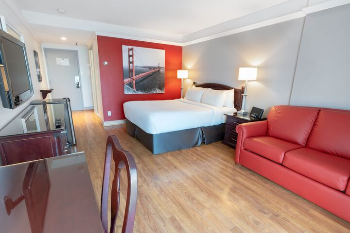 Room 95 of 132