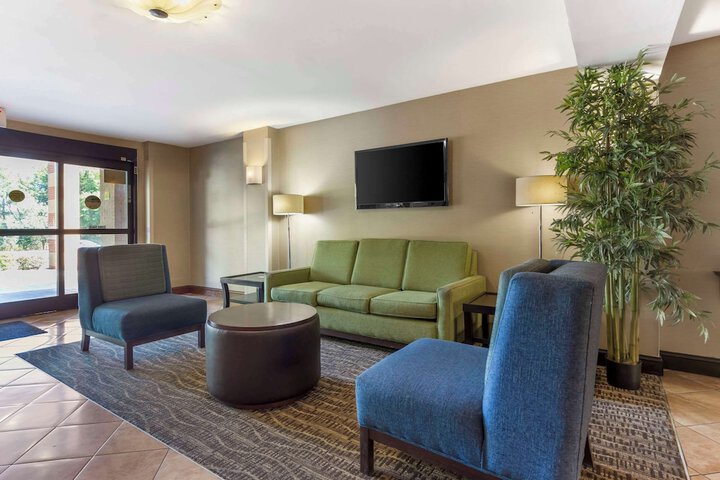 Hotel Interior 5 of 33