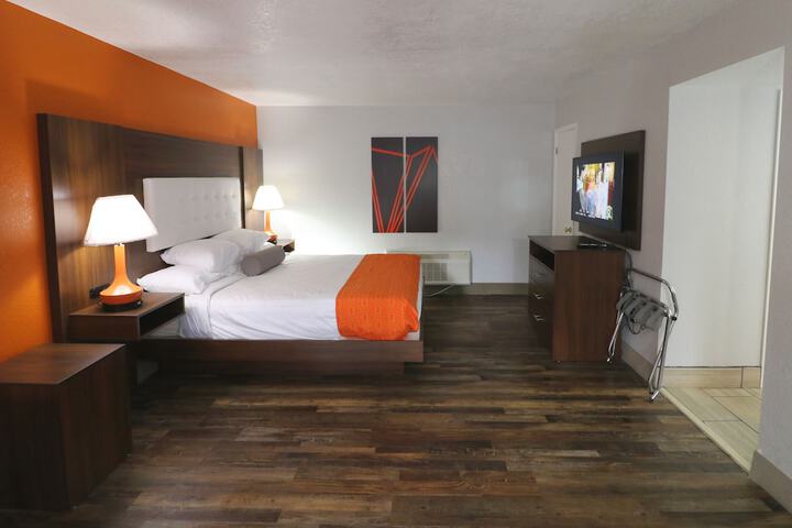 Room 15 of 31