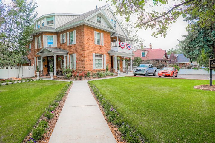 Heber Senator Bed and Breakfast