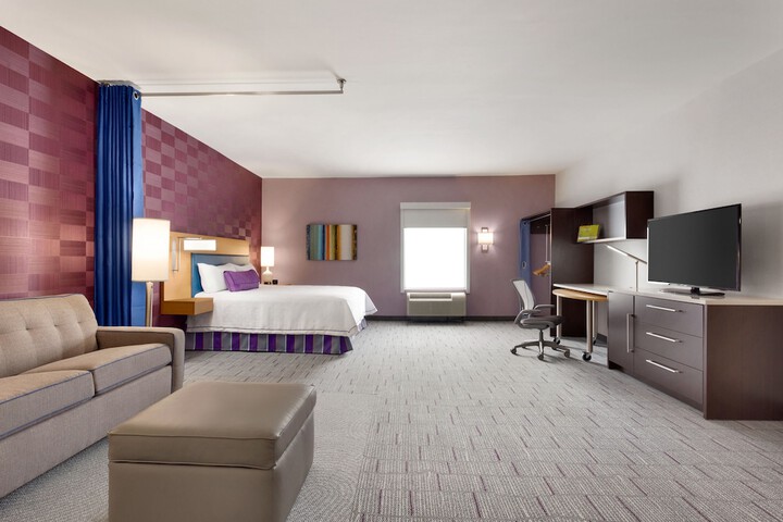 Room 17 of 22