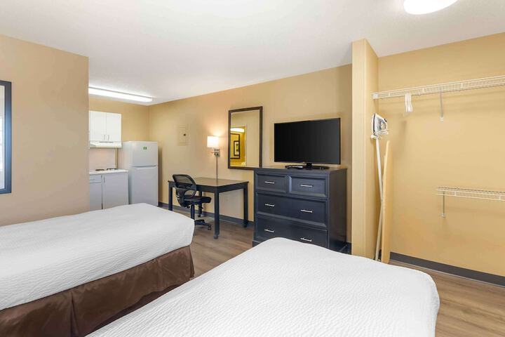 Room 10 of 21