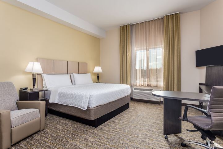 Room 18 of 25