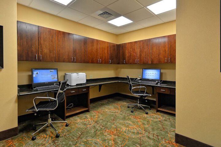 Business Center 49 of 49