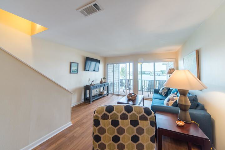 MARINERS CAY 45 2 Bedroom Holiday Home by My Ocean Rentals