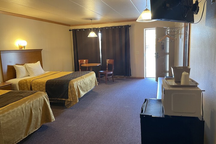 Room 42 of 64