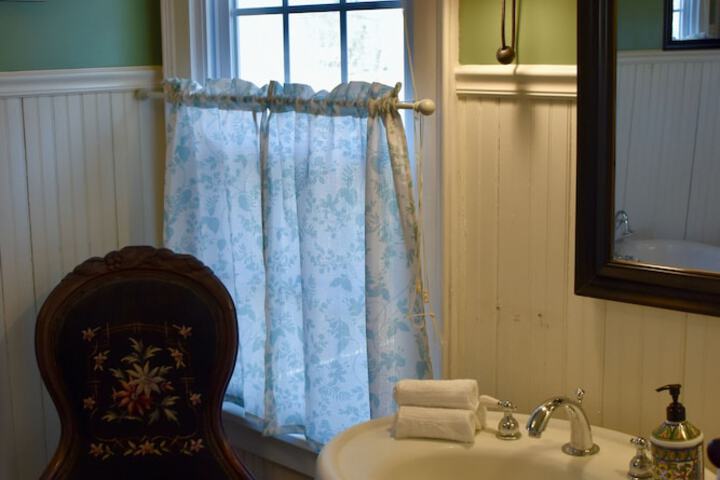 Room 20 of 64