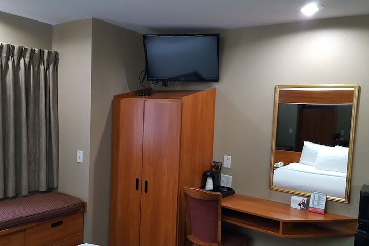 Room 14 of 41