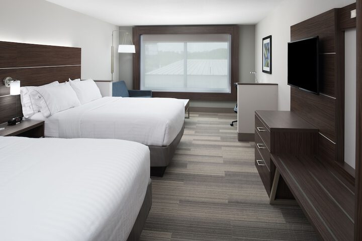 Room 14 of 36