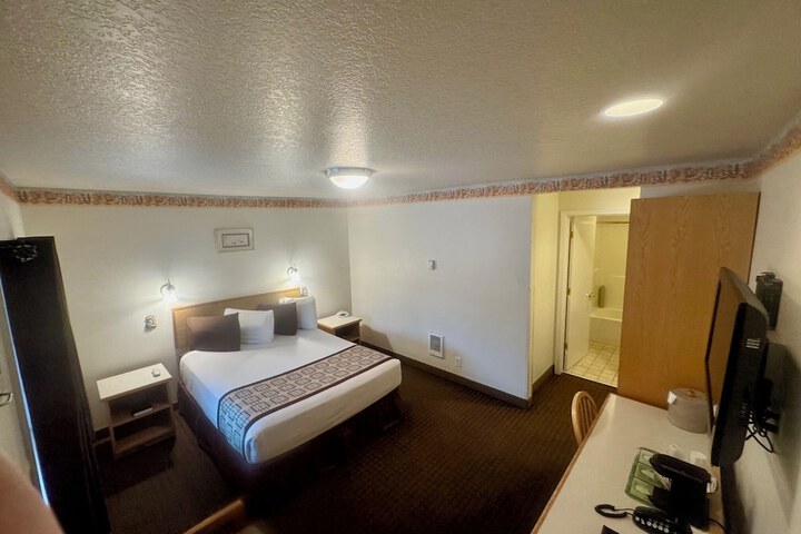 Ocean Breeze Motel