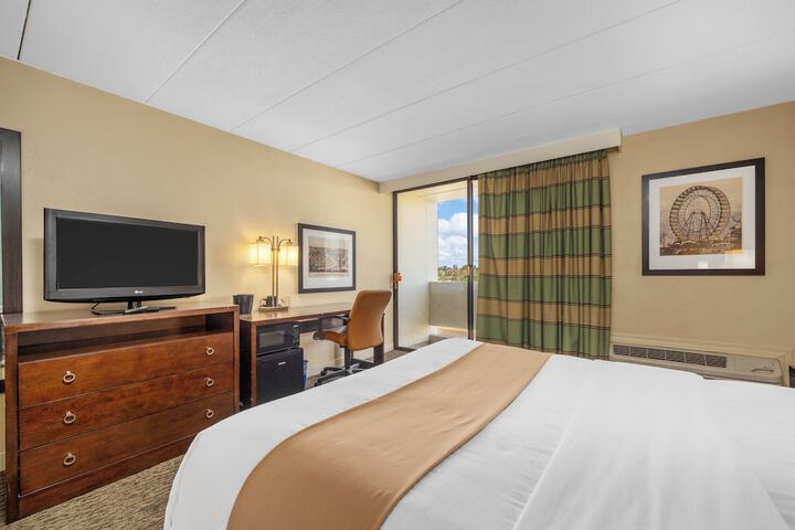Room 15 of 17