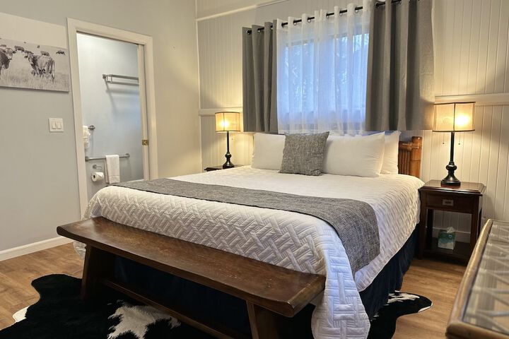 Aloha Junction Bed and Breakfast