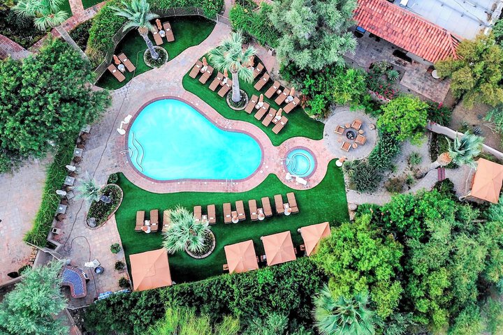Hermosa Inn