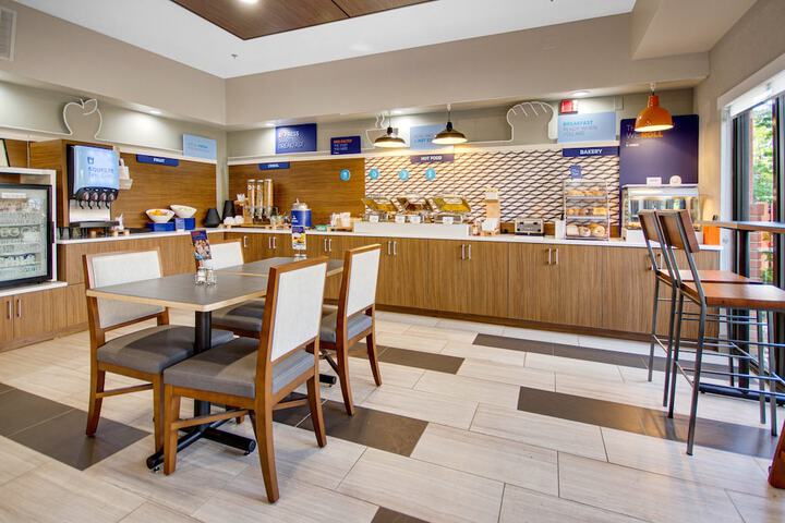 Holiday Inn Express Dublin by IHG