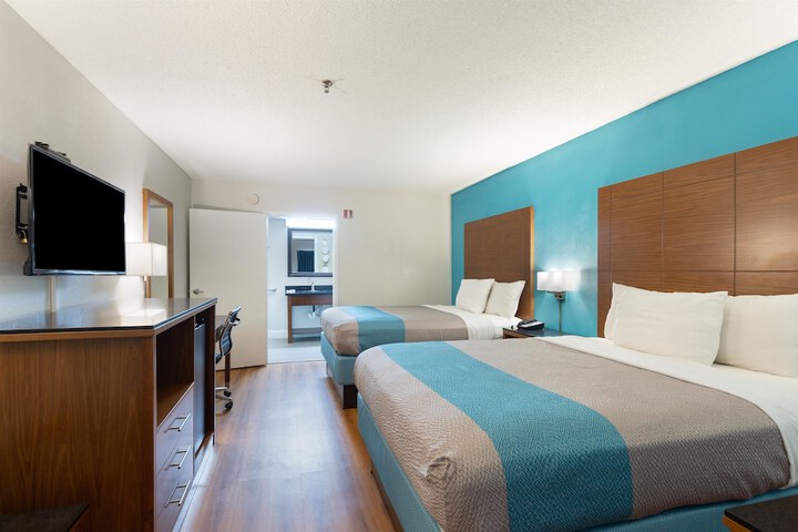 Room 18 of 29