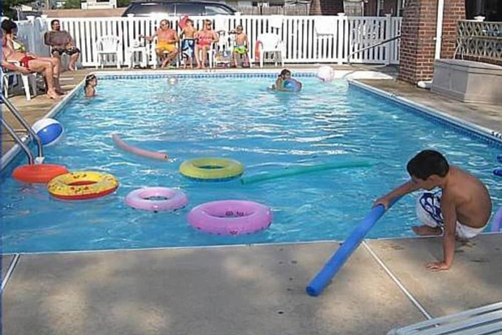 Pool 3 of 25