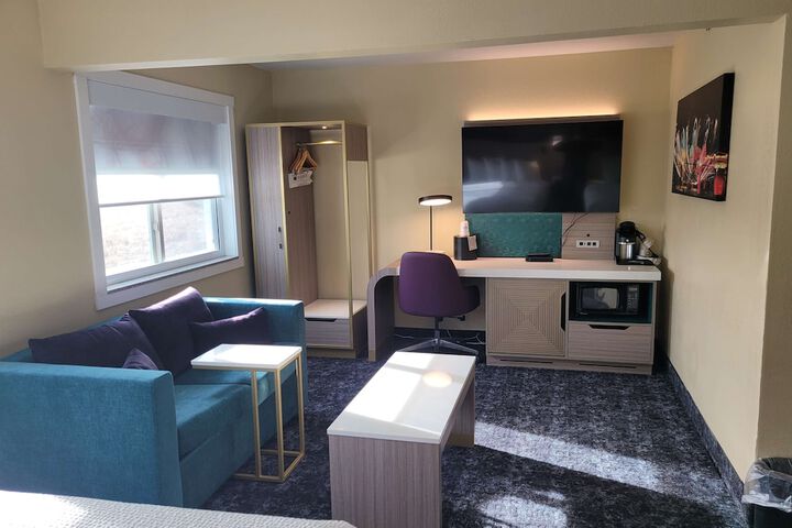 Room 19 of 34