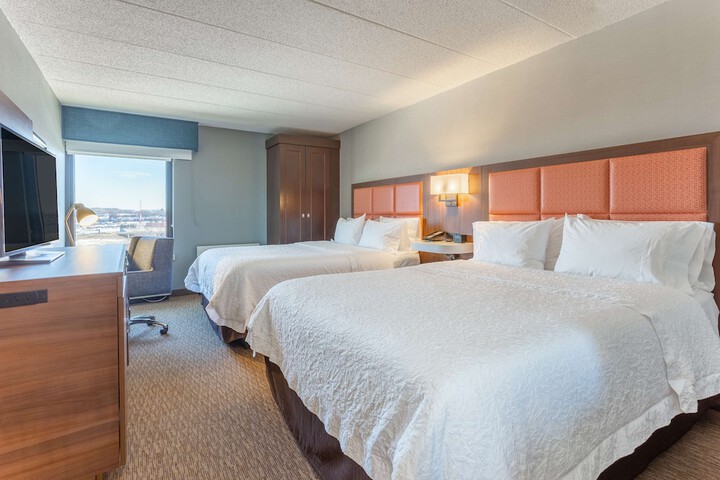 Room 15 of 25