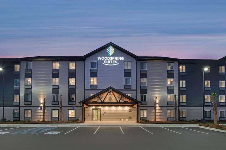 WoodSpring Suites Savannah Pooler