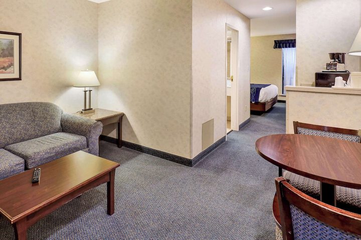 Room 18 of 83