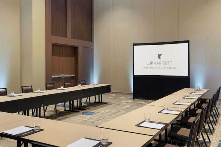 JW Marriott Minneapolis Mall of America