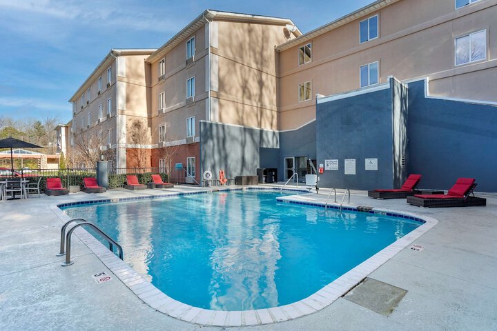 Pool 8 of 50