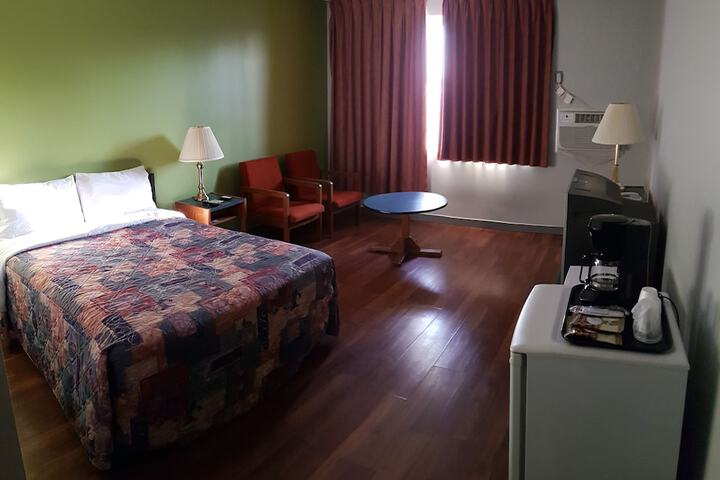 Room 30 of 39