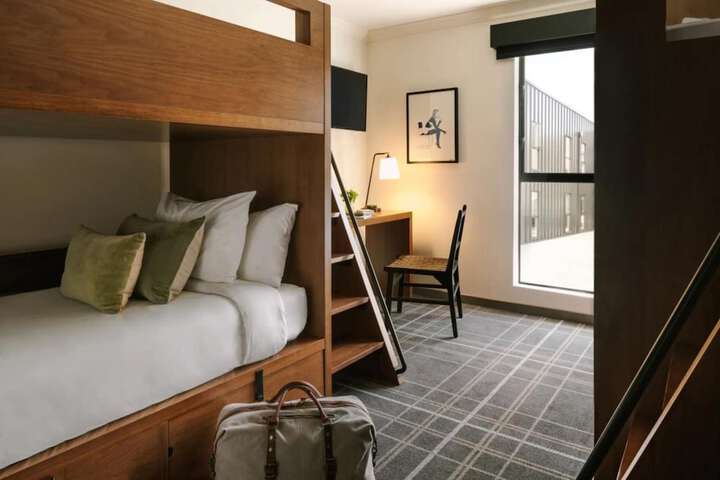Room 7 of 20