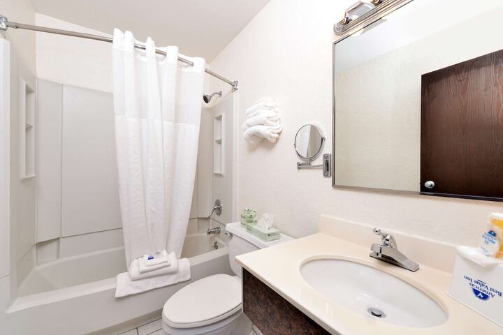 Room 15 of 31