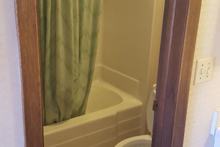 Room 18 of 40