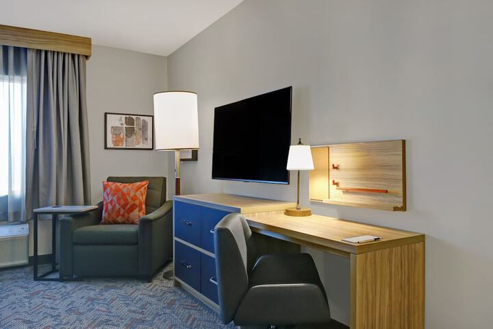 Room 14 of 32