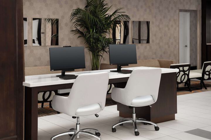 Business Center 62 of 64