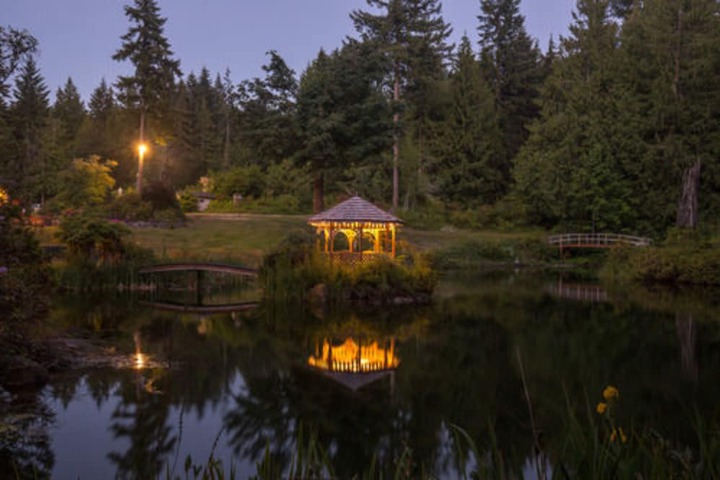A Hidden Haven & Water Garden Cottages