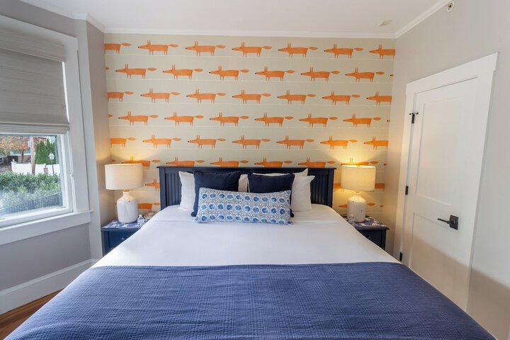 Room 60 of 69