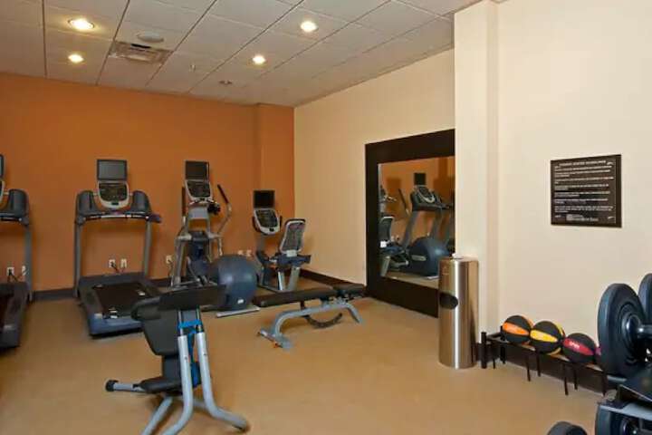 Hilton Garden Inn Milwaukee Downtown