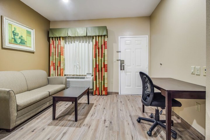 Room 21 of 30