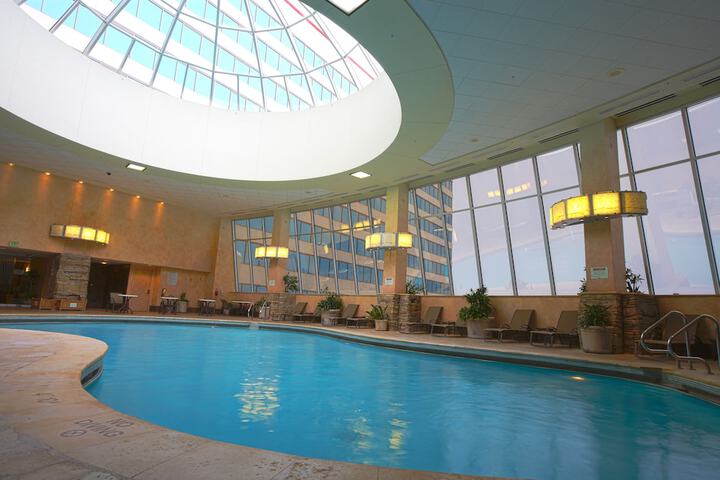 Mystic Lake Casino Hotel
