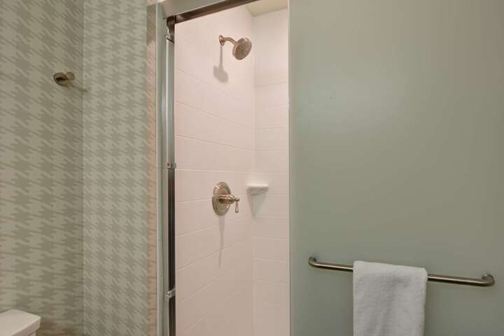 Room 20 of 37