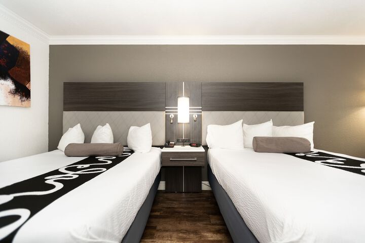 Room 21 of 30
