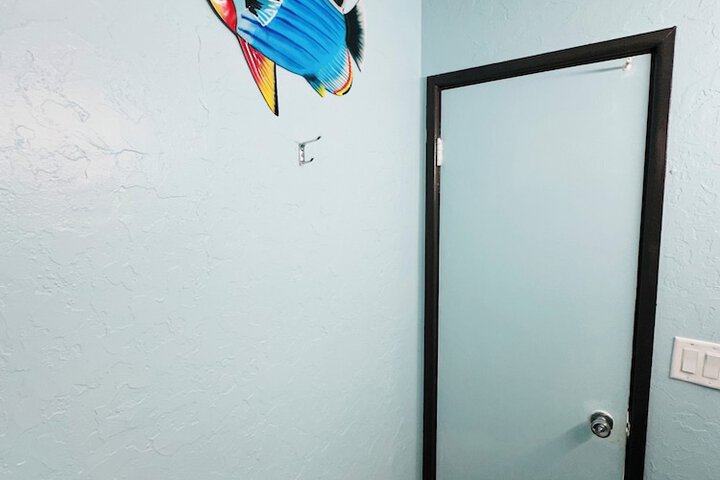 Room 7 of 28
