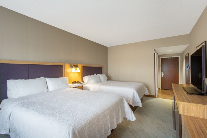 Room 12 of 30