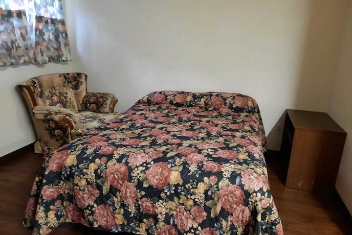 Room 26 of 35