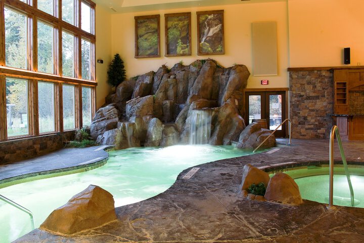 Lodge at Whitefish Lake